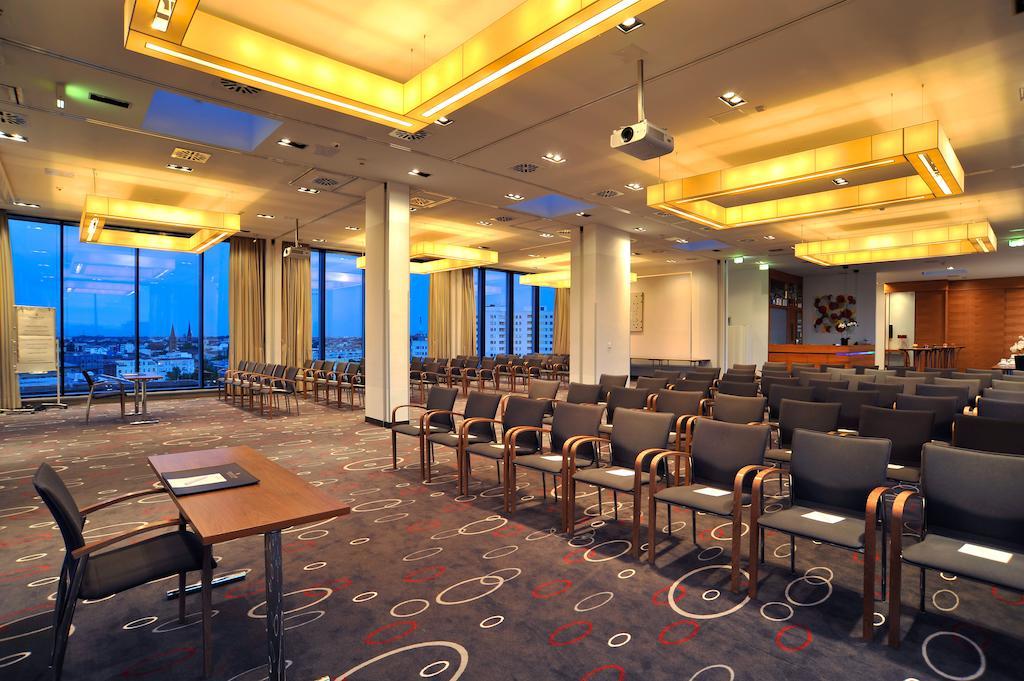 Golden Tulip Berlin Hotel Hamburg Exterior foto